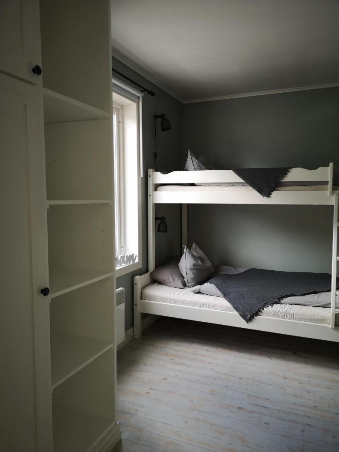 Old School Pa Eidslandet - Exclusive Apartment Extérieur photo